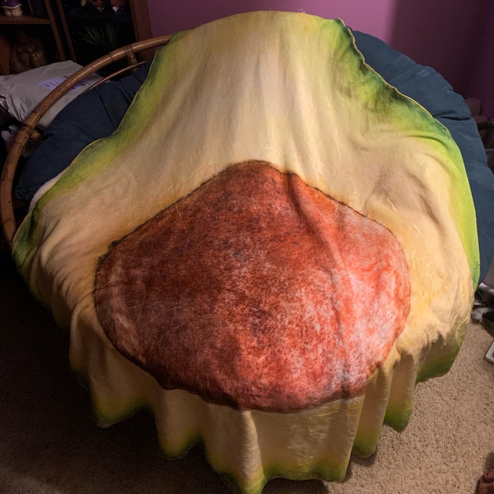 Avocado blanket